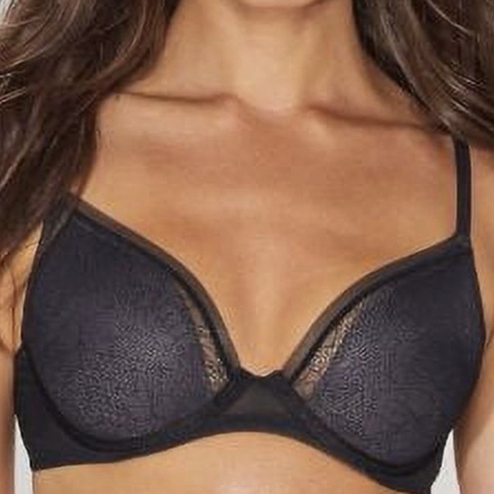 Skarlett Blue Size 34DD‎ / 34E Scandal T-Shirt Bra Black Lace